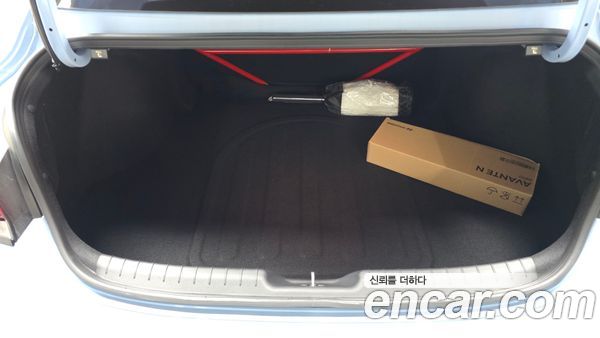 Hyundai Elantra 2025, фото 20
