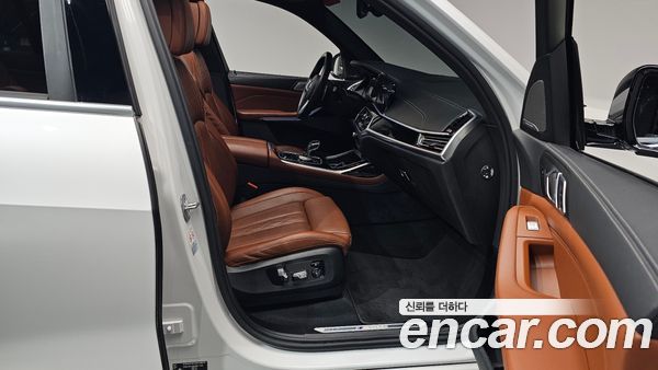 BMW X7 2022, фото 9