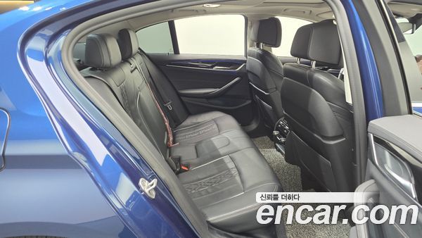 BMW 5 Series 2021, фото 12