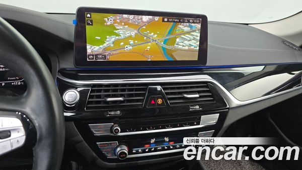 BMW 5 Series 2021, фото 14
