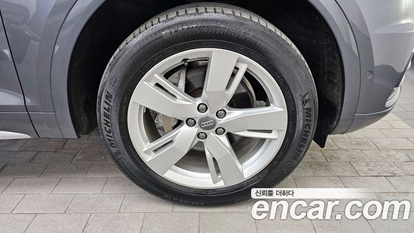 Audi Q5 2020, фото 5