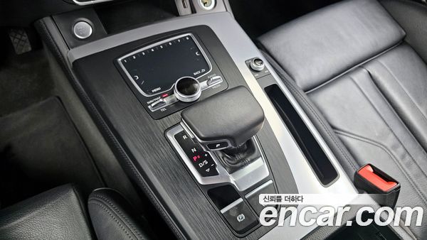 Audi Q5 2020, фото 9