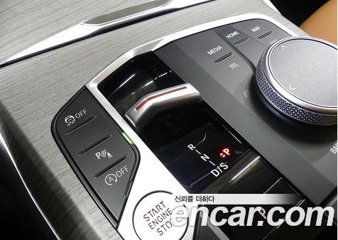 BMW 3 Series 2025, фото 9