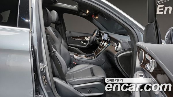 Mercedes-Benz GLC 2020, фото 12
