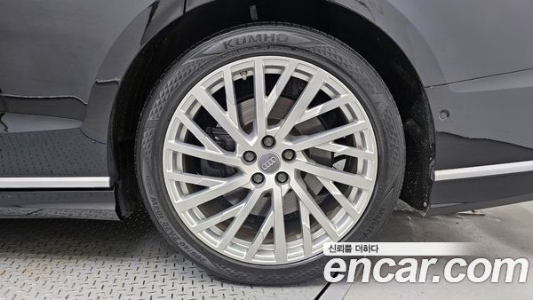 Audi A8 2020, фото 7
