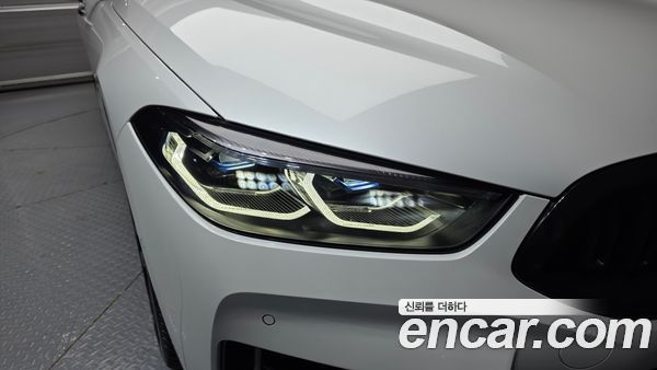 BMW 8 Series 2023, фото 8