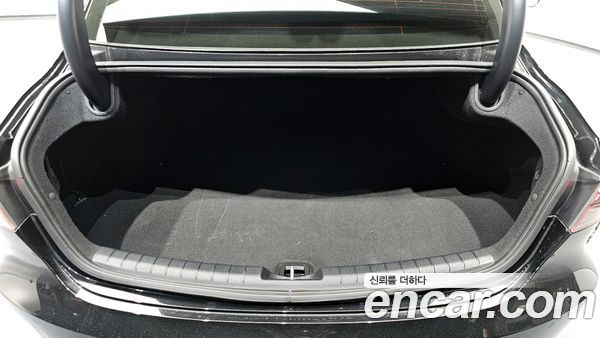 Hyundai Grandeur 2022, фото 26