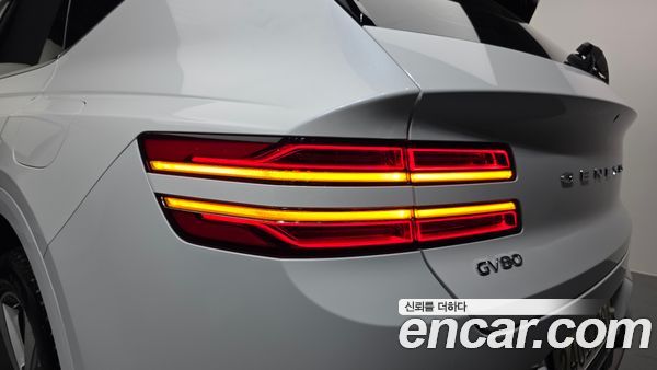 Genesis GV80 2020, фото 9