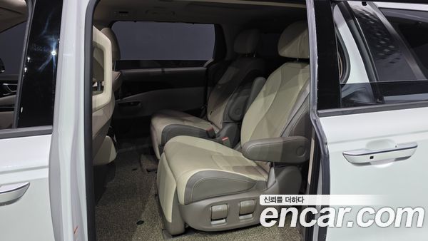 Kia Carnival 2023, фото 16