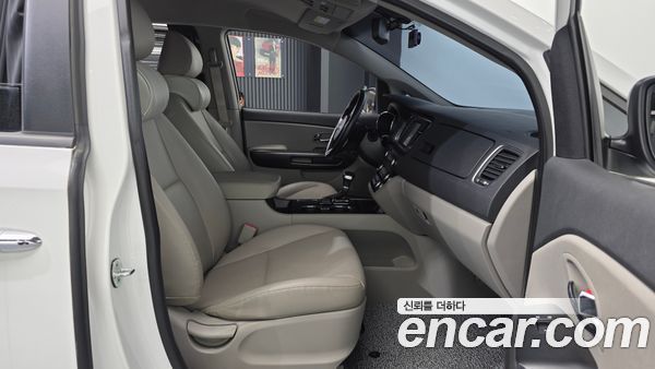 Kia Carnival 2020, фото 16