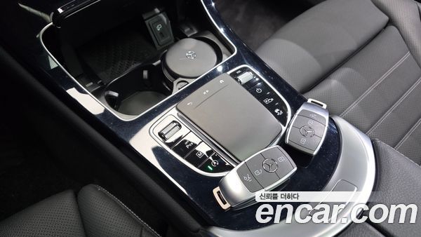 Mercedes-Benz GLC 2021, фото 12