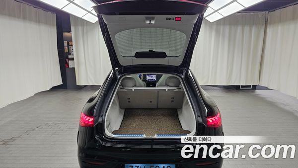 Mercedes-Benz EQS 2022, фото 26