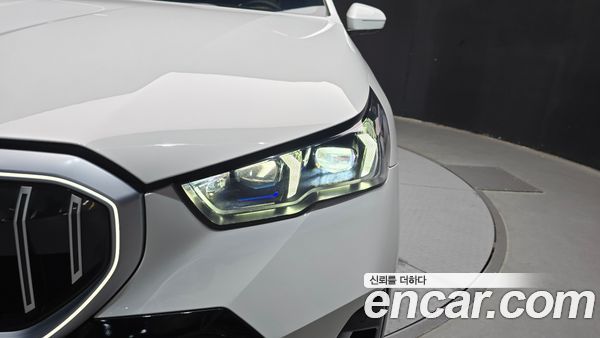 BMW 5 Series 2024, фото 8