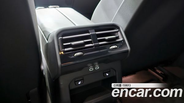 BMW 5 Series 2024, фото 29