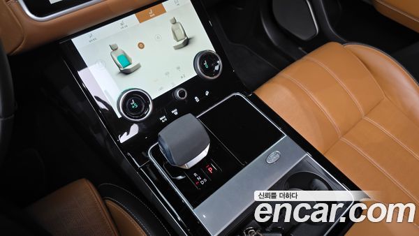 Land Rover Range Rover Velar 2022, фото 12