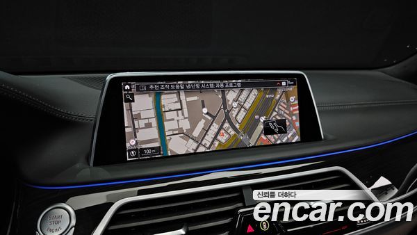 BMW 7 Series 2021, фото 14