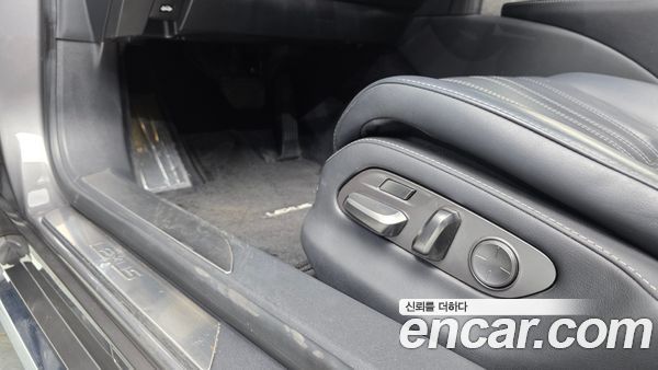 Lexus LS 2021, фото 31