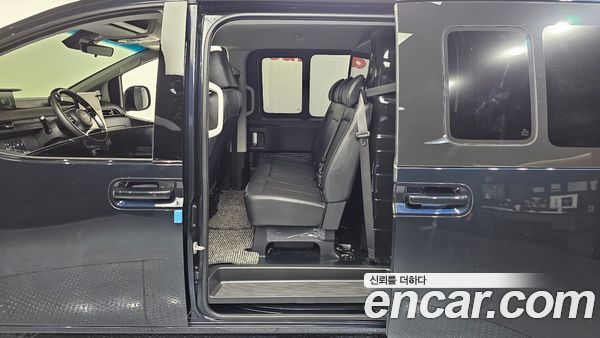 Hyundai Staria 2025, фото 16
