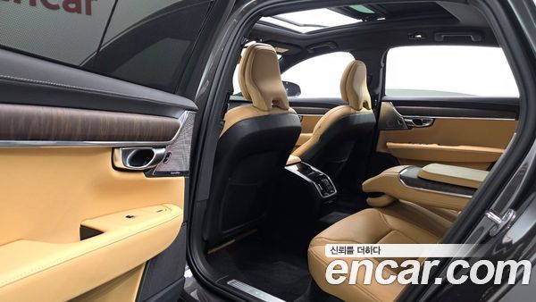 Volvo S90 2023, фото 17