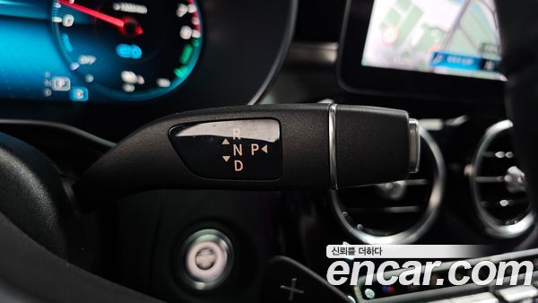 Mercedes-Benz GLC 2021, фото 12