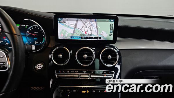 Mercedes-Benz GLC 2021, фото 18