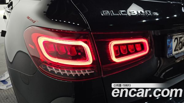 Mercedes-Benz GLC 2021, фото 9
