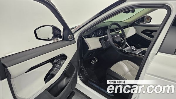 Land Rover Range Rover Evoque 2025, фото 10