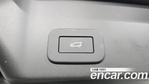 Land Rover Range Rover Evoque 2025, фото 18