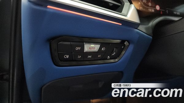 BMW 3 Series 2020, фото 26