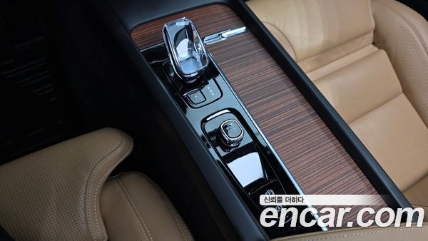 Volvo V60 2023, фото 9
