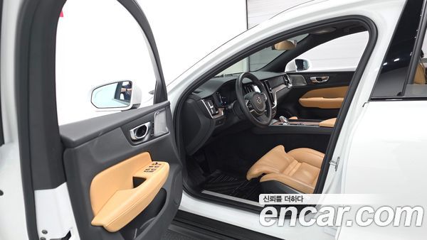 Volvo V60 2023, фото 10