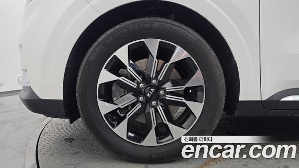 Kia Carnival 2021, фото 5