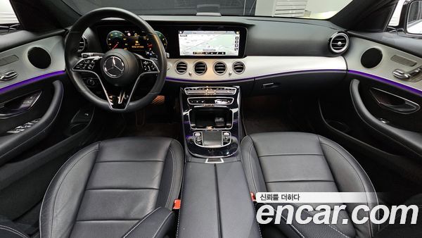 Mercedes-Benz E-Class 2021, фото 10