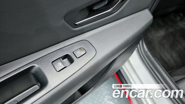 Hyundai Elantra 2022, фото 18