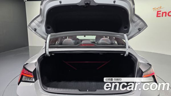 Hyundai Elantra 2022, фото 20