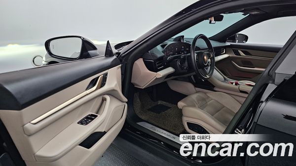 Porsche Taycan 2022, фото 13