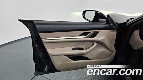 Porsche Taycan 2022, фото 14