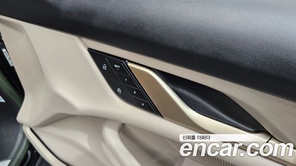 Porsche Taycan 2022, фото 34