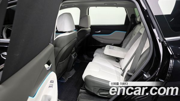 Hyundai Santa Fe 2023, фото 18