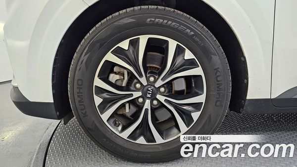 Kia Carnival 2021, фото 5