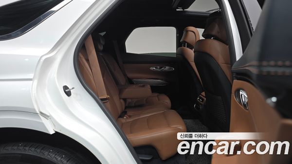 Genesis GV70 2021, фото 17