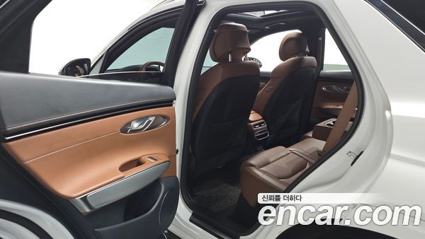 Genesis GV70 2021, фото 15