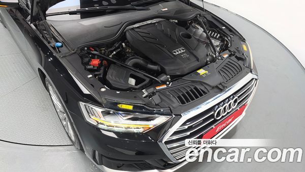 Audi A8 2021, фото 6