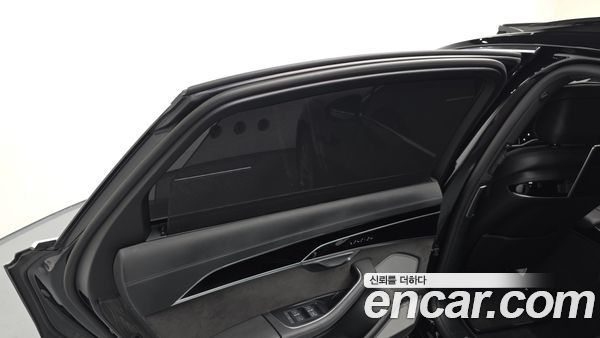 Audi A8 2021, фото 46