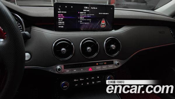 Kia Stinger 2021, фото 20