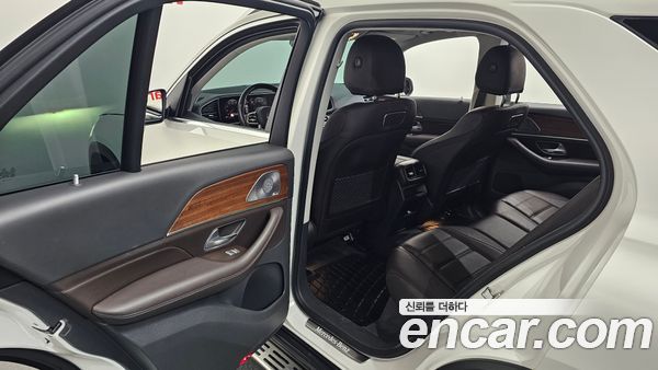 Mercedes-Benz GLE 2020, фото 12