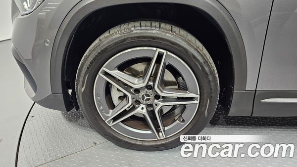 Mercedes-Benz GLA 2023, фото 5