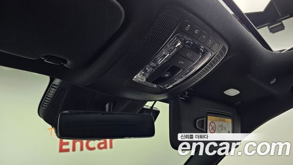 Mercedes-Benz GLA 2023, фото 29