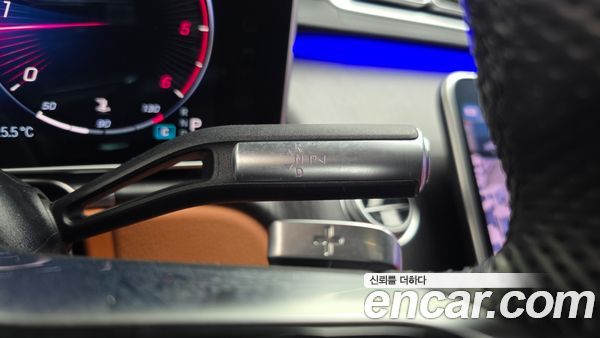 Mercedes-Benz S-Class 2022, фото 9