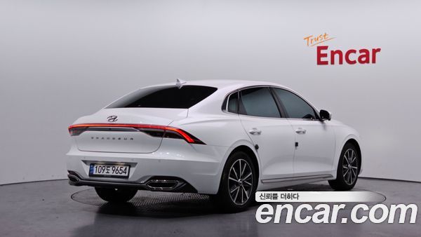 Hyundai Grandeur 2022, фото 2